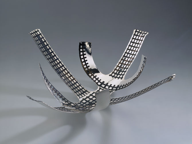 Piece -- materials: silver, brass; dimensions: 40 x 44 x 14h;