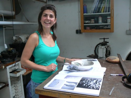 Lizzie in atelier van Jan 2010